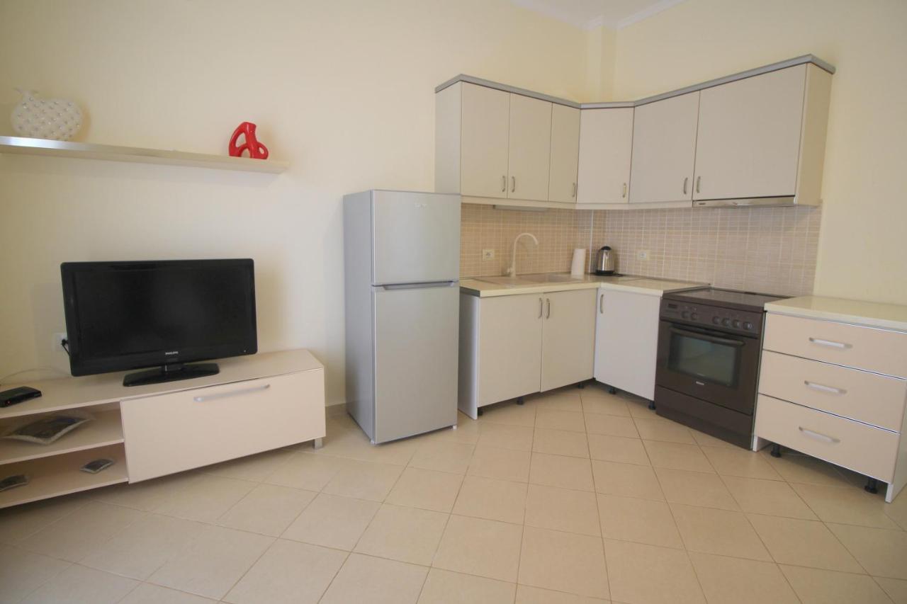 Sunset Apartments Berdenesh Sarandë Exterior foto